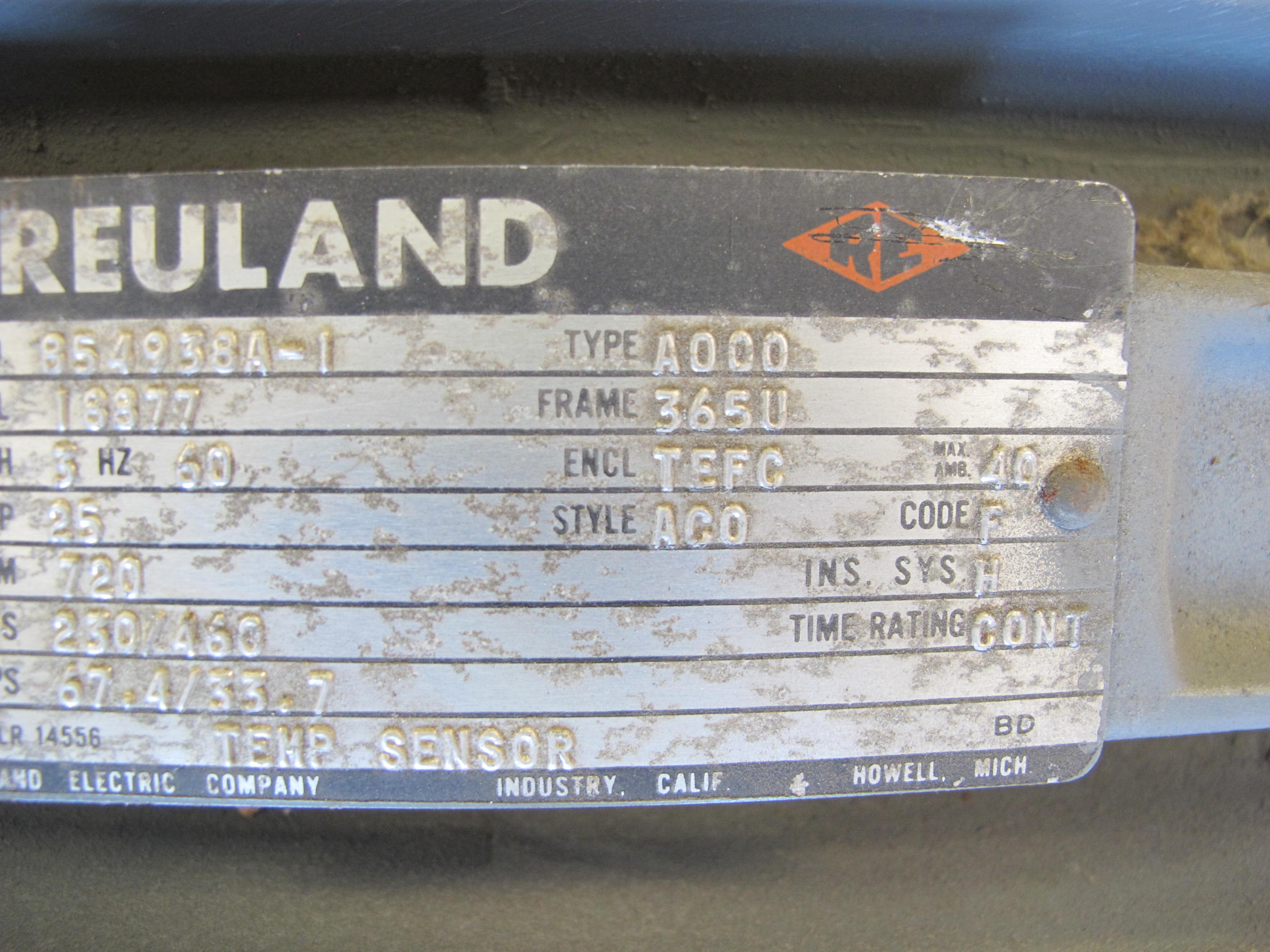 MOTOR, ELECTRIC TYPE, 25 HORSEPOWER, 230/460VAC 3 PHASE 60HZ ELEC RATING, 720 RPM, 365V FRAME, 67.4-33.7 AMPS, OPEN DRIP-PROOF ENCLOSURE, CONTINUOUS DUTY, 1.15 SERVICE FACTOR, 2-1/8" SHAFT. WITH TEMP SENSOR FOR 50 C AMBIENT, 60 C RISE, CLASS H INSULATION, SHIELDED FOR PROTECTION AGAINST HUMIDITY, (W-44) LOADING & HANDLING FEE $15-